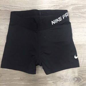 black nike pro shorts